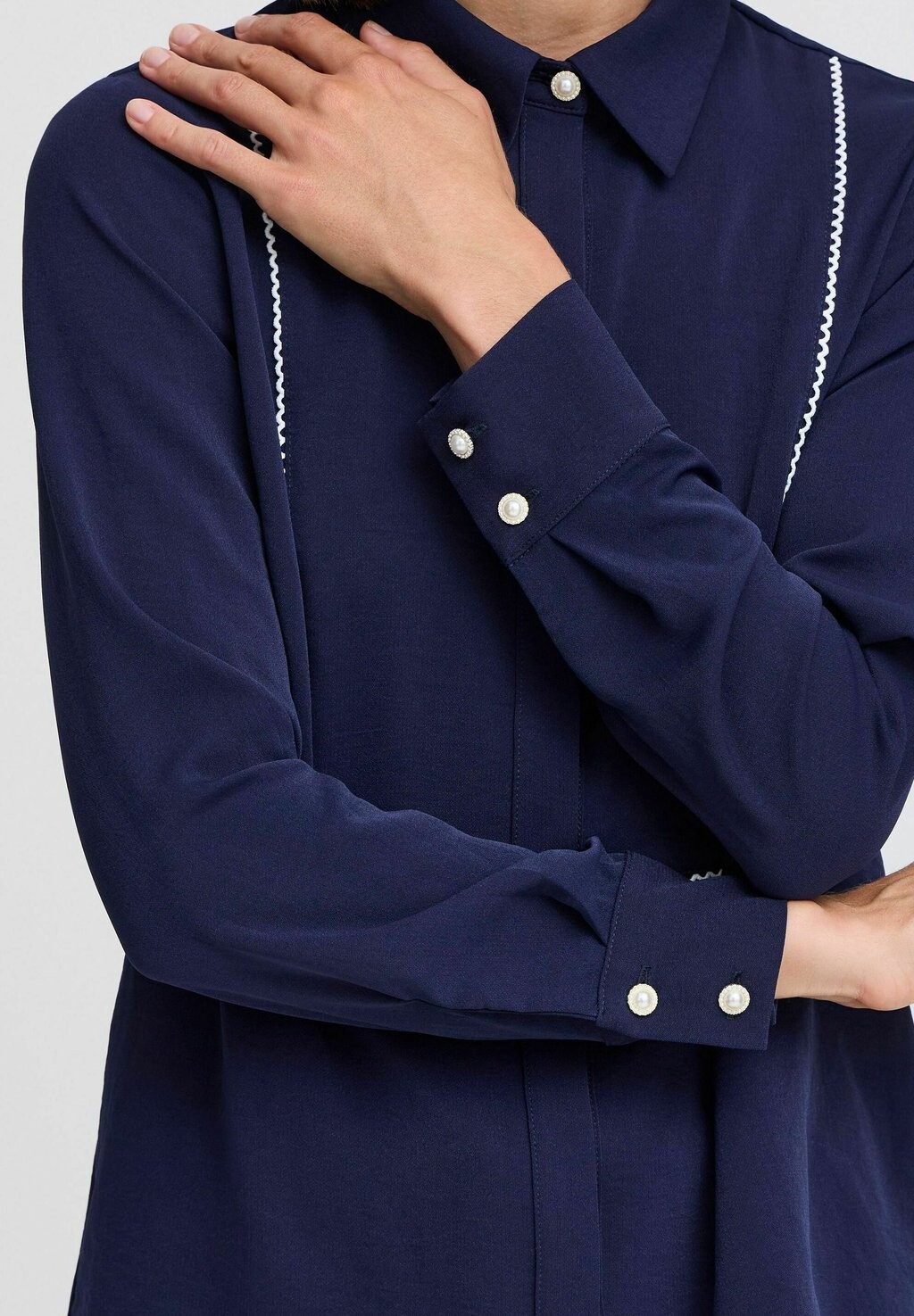 Блузка на пуговицах BYIDALINE b.young, синий
Блузка на пуговицах BYIDALINE b.young, синий