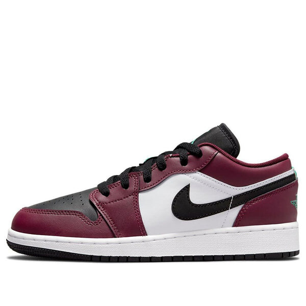 Кроссовки 1 low se Air Jordan, черный
Кроссовки 1 low se Air Jordan, черный