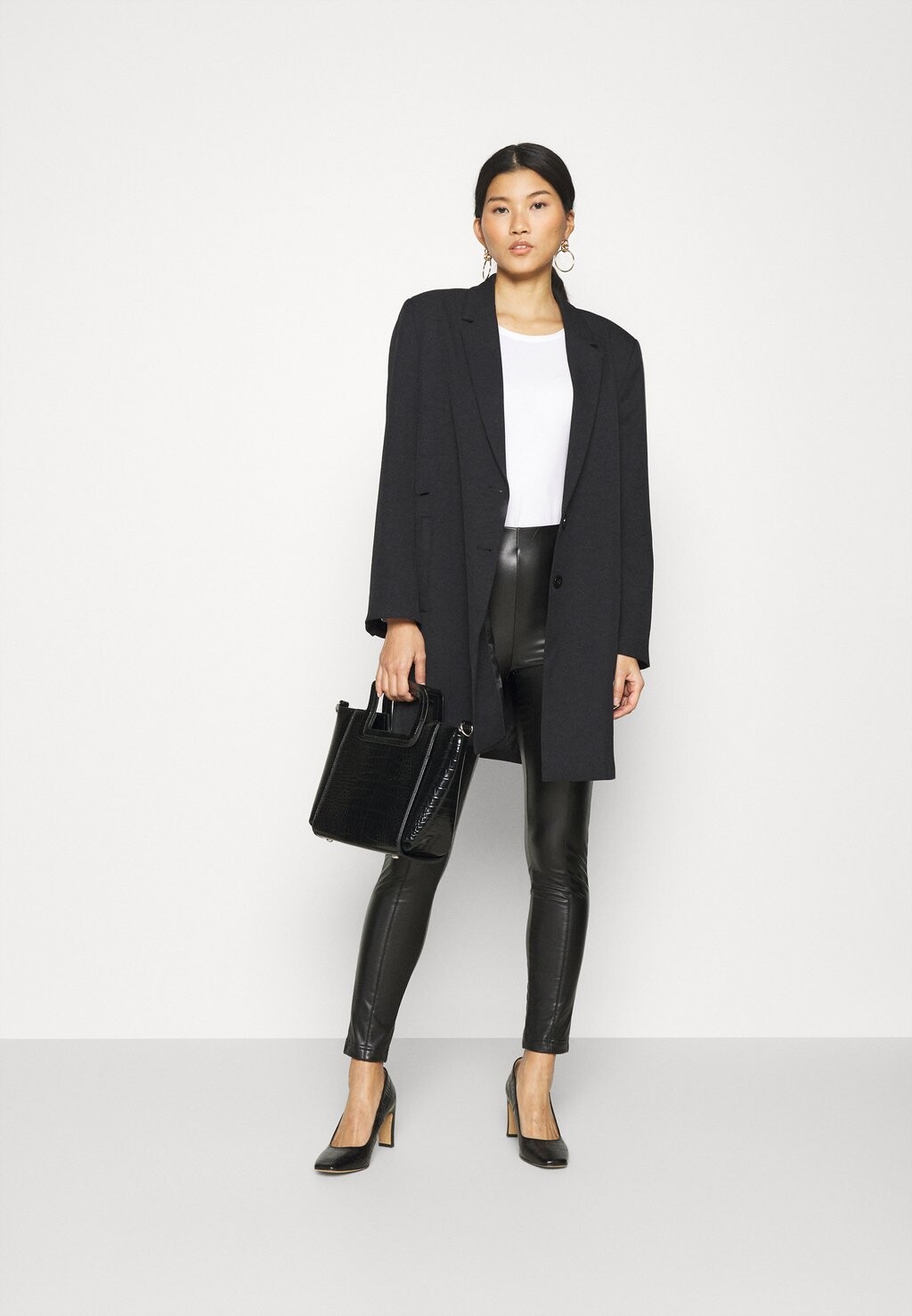 Рубашка с длинным рукавом Anna Field
Рубашка с длинным рукавом Anna Field