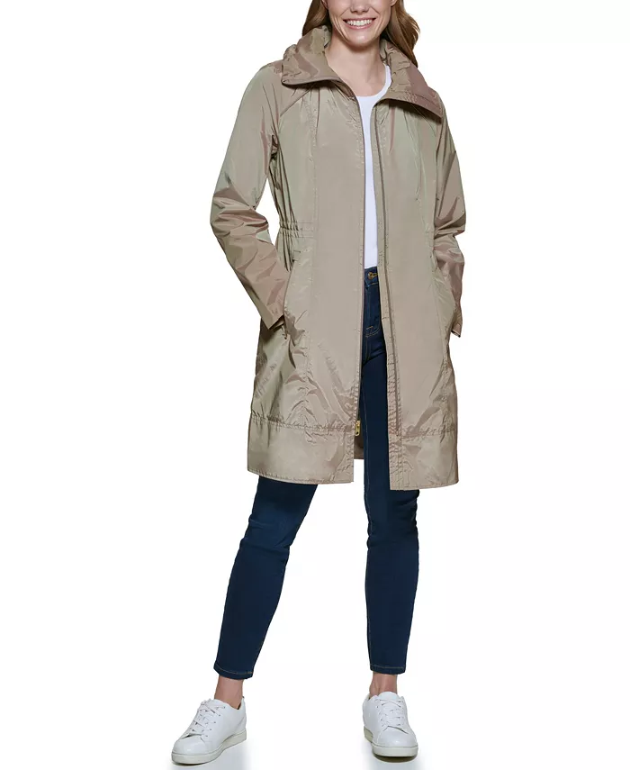 Женский дождевик Signature 36” складной для путешествий Cole Haan, коричневый/бежевый
Женский дождевик Signature 36” складной для путешествий Cole Haan, коричневый/бежевый