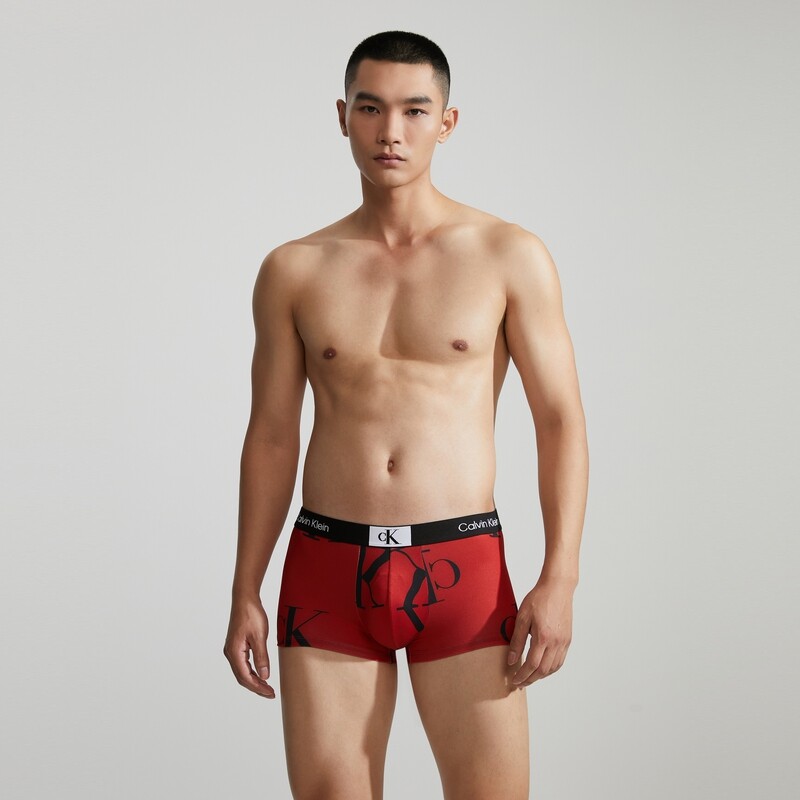 Боксеры мужские Calvin Klein с принтом по всей поверхности, фиолетовый / синий, Коричневый, Боксеры мужские Calvin Klein с принтом по всей поверхности, фиолетовый / синий
Боксеры мужские Calvin Klein с принтом по всей поверхности, фиолетовый / синий, Коричневый, Боксеры мужские Calvin Klein с принтом по всей поверхности, фиолетовый / синий