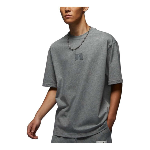 Футболка flight essentials 85 футболка азиатские размеры Air Jordan, серый
Футболка flight essentials 85 футболка азиатские размеры Air Jordan, серый