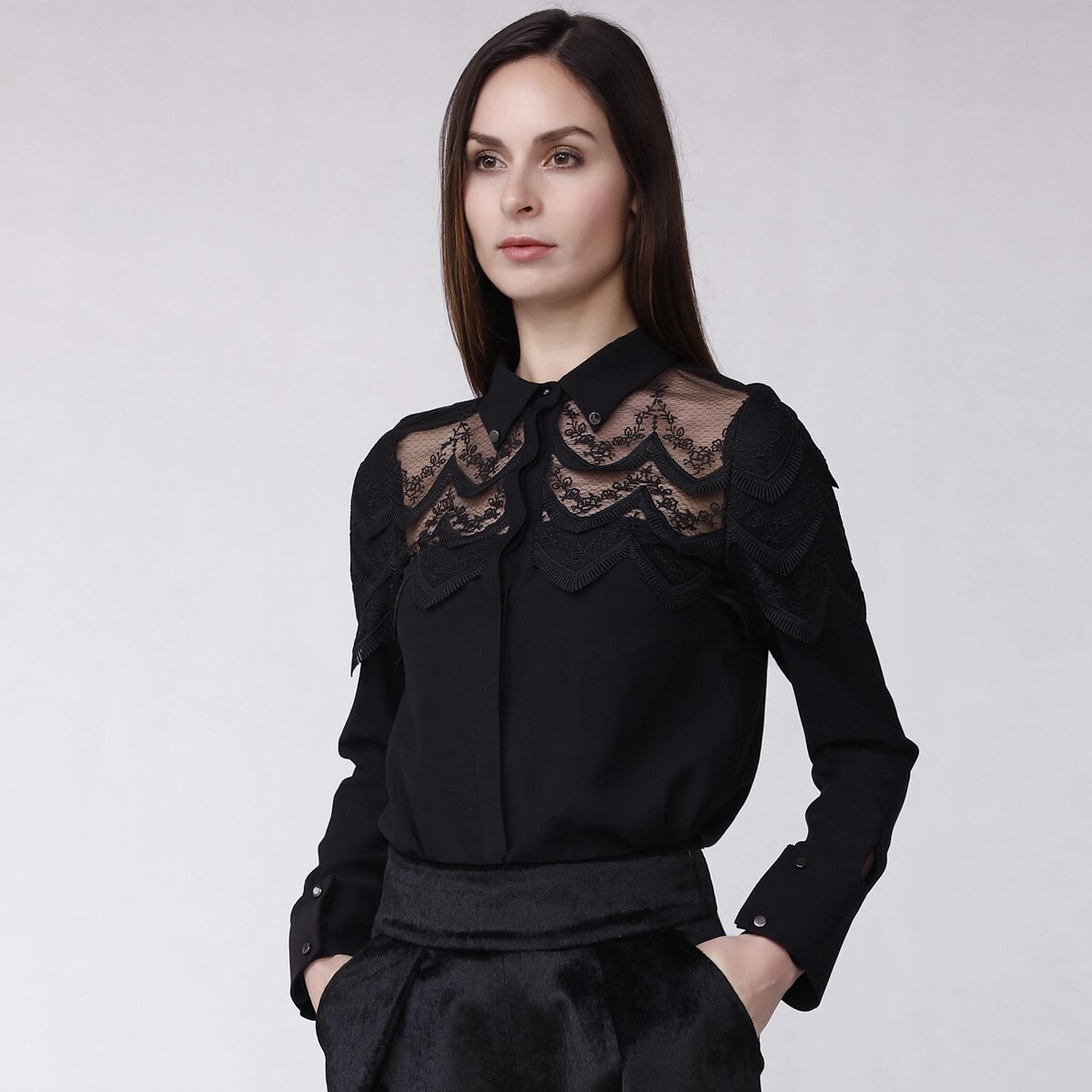 Рубашка из кружева волнистого кроя Smart And Joy, черный
Рубашка из кружева волнистого кроя Smart And Joy, черный