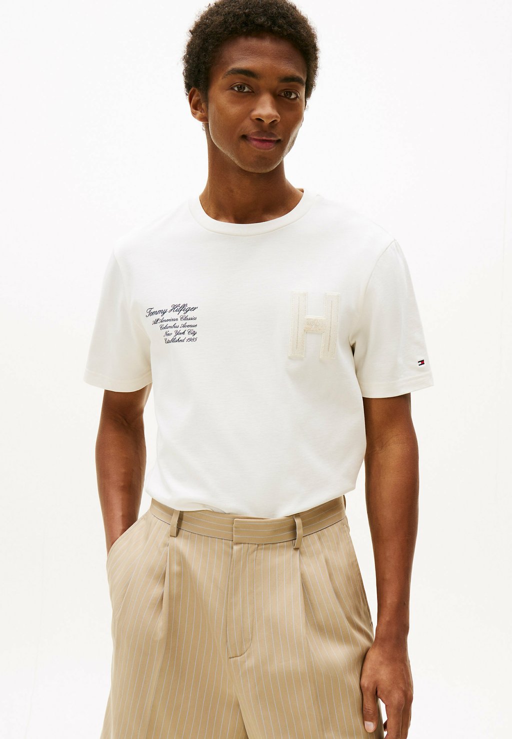 Футболка с принтом Tommy Hilfiger, кремовый
Футболка с принтом Tommy Hilfiger, кремовый