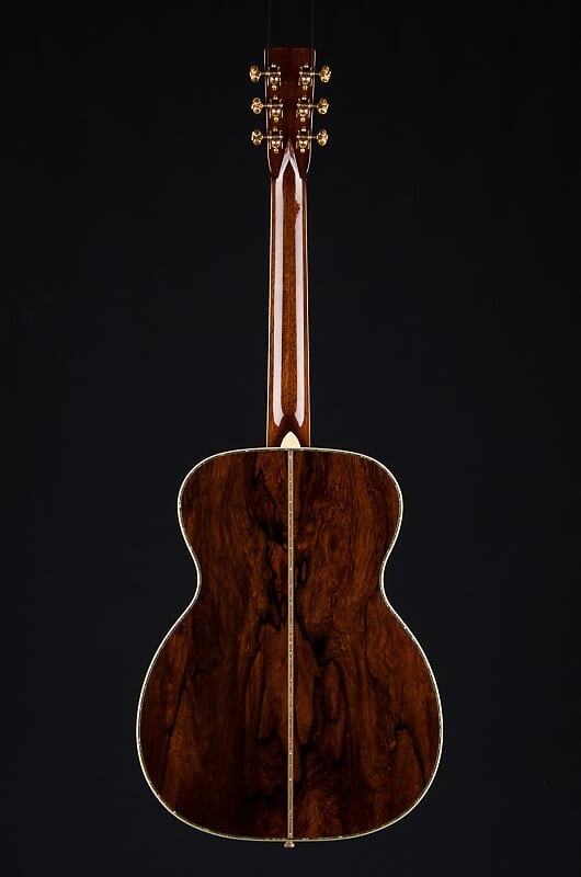 Акустическая гитара Bourgeois OM-45 Custom Madagascar Rosewood and Aged Tone Italian Spruce NEW
Акустическая гитара Bourgeois OM-45 Custom Madagascar Rosewood and Aged Tone Italian Spruce NEW