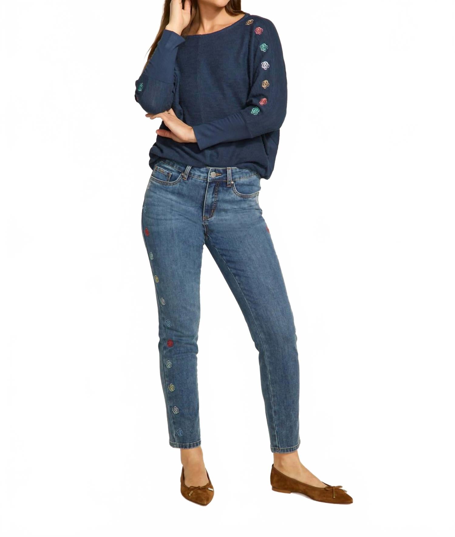 Джинсы Olivia Pencil с зауженным низом в средней степени потертости FDJ, Medium Wash
Джинсы Olivia Pencil с зауженным низом в средней степени потертости FDJ, Medium Wash