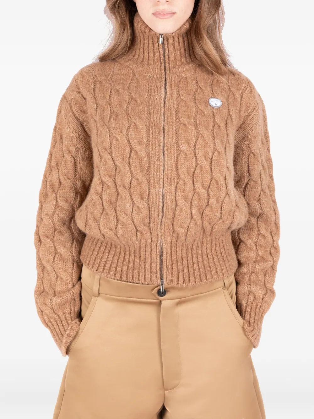 Кардиган Bia с косами и застежкой-молнией Société Anonyme, коричневый
Кардиган Bia с косами и застежкой-молнией Société Anonyme, коричневый