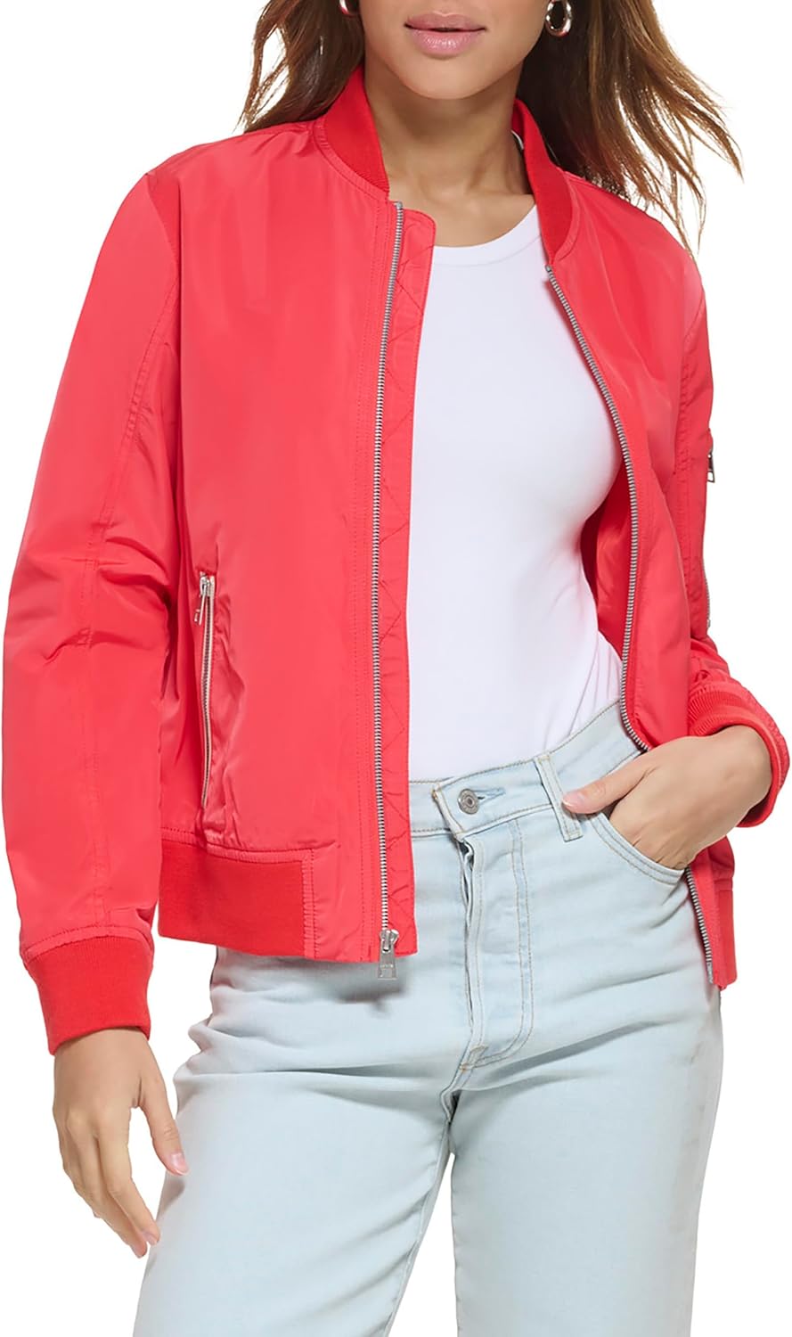 Женская куртка-бомбер Levi's Melanie Newport (стандартный и большой размер), Citr Red
Женская куртка-бомбер Levi's Melanie Newport (стандартный и большой размер), Citr Red