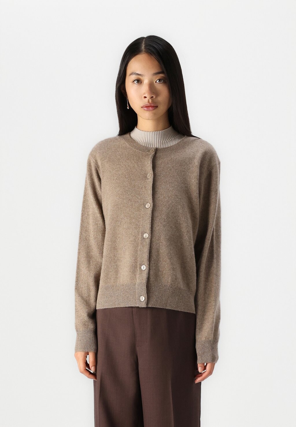 Кардиган BOSTON CARDIGAN Samsøe Samsøe, светло-коричневый
Кардиган BOSTON CARDIGAN Samsøe Samsøe, светло-коричневый