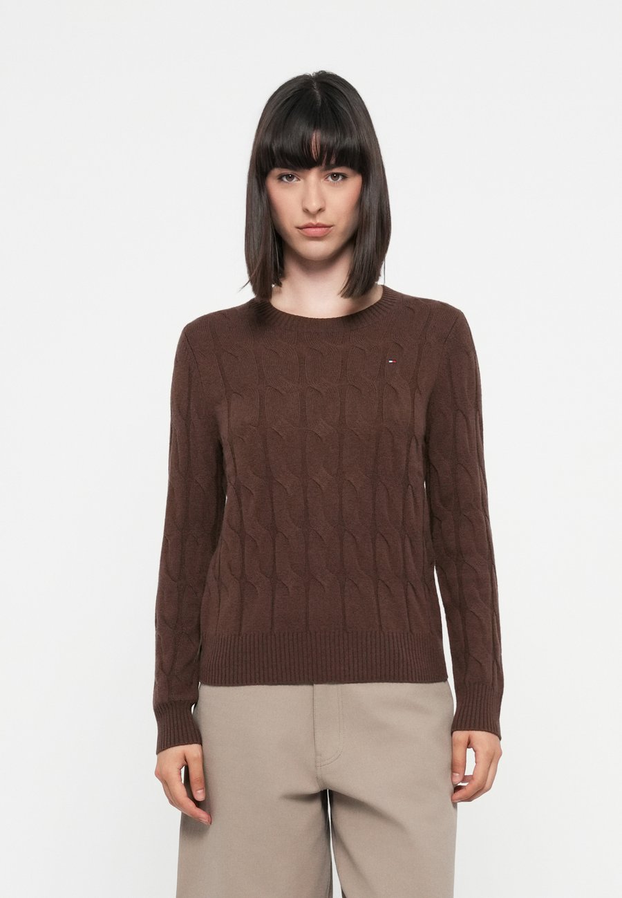 Джемпер Tommy Hilfiger SOFT CABLE , Legacy Brown/Brown
Джемпер Tommy Hilfiger SOFT CABLE , Legacy Brown/Brown
