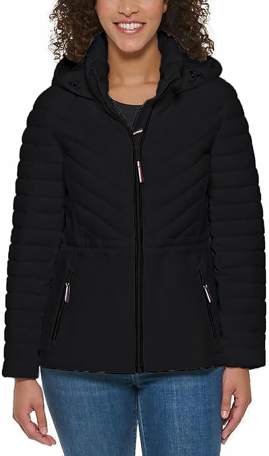 Женская стеганая куртка Tommy Hilfiger, легкая, с капюшоном и шнурком, Black
Женская стеганая куртка Tommy Hilfiger, легкая, с капюшоном и шнурком, Black