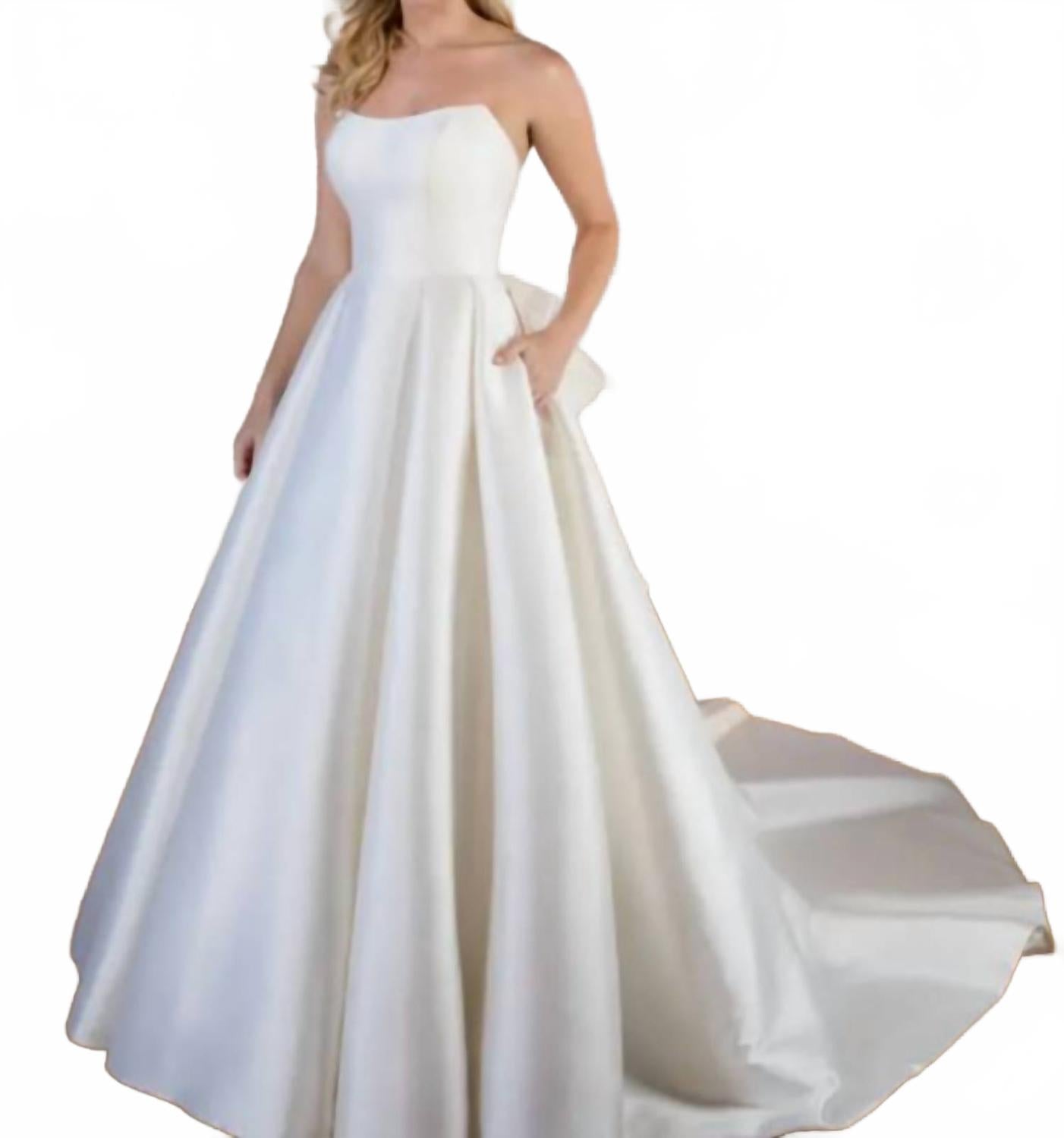 Свадебное платье цвета слоновой кости/фарфора Stella York, Ivory/Porcelain
Свадебное платье цвета слоновой кости/фарфора Stella York, Ivory/Porcelain