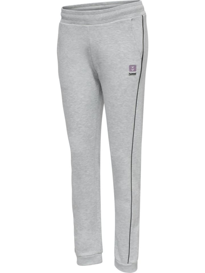 Спортивные брюки серого цвета Hummel
Спортивные брюки серого цвета Hummel