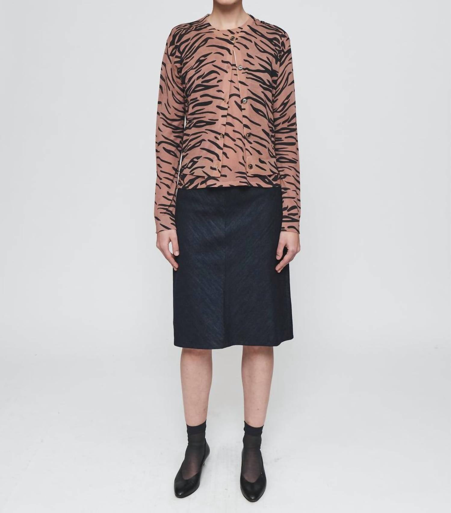 Кардиган с круглым вырезом Tiger 6397, Tiger
Кардиган с круглым вырезом Tiger 6397, Tiger