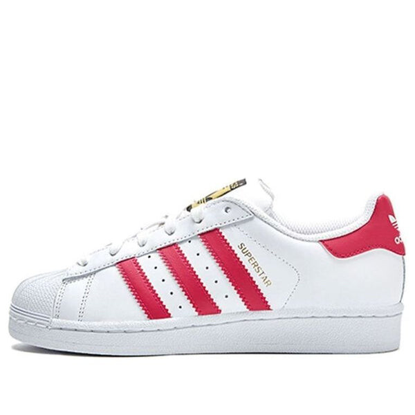 Кроссовки суперзвезда j Adidas, белый 
Кроссовки суперзвезда j Adidas, белый