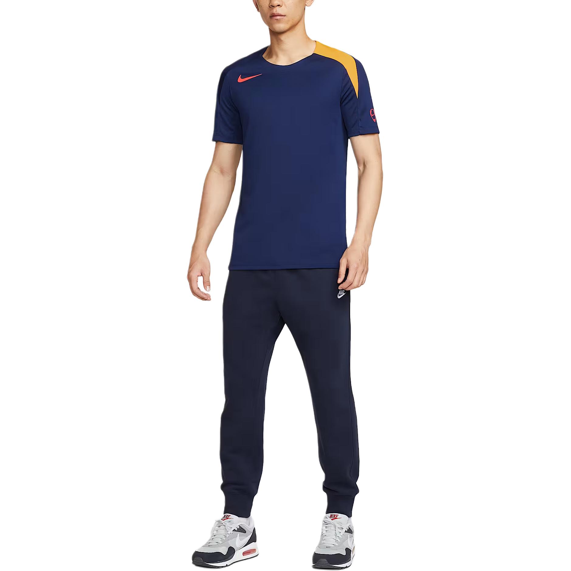 Dri Fit FW25 Strike футболка для мужчин Nike, space синий/laser оранжевый/bright темно красный
Dri Fit FW25 Strike футболка для мужчин Nike, space синий/laser оранжевый/bright темно красный