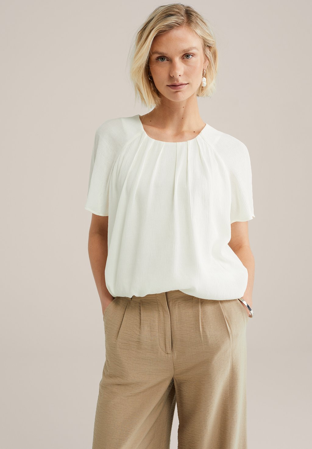 Блуза WE Fashion, слоновая кость
Блуза WE Fashion, слоновая кость