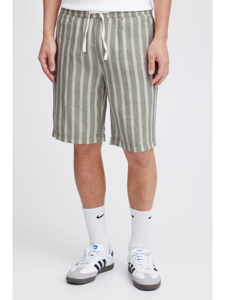 Тканевые шорты 11 Project, зеленый
Тканевые шорты 11 Project, зеленый