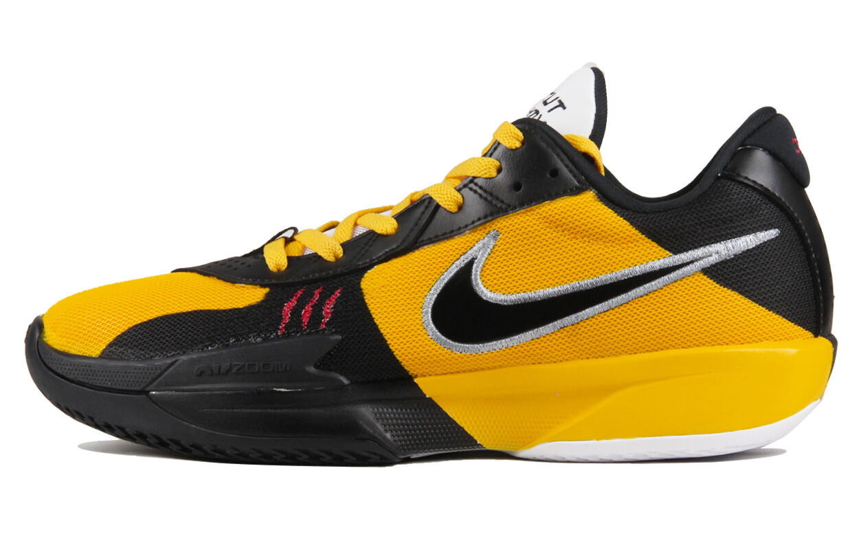 Баскетбольные кроссовки Air Zoom GT Cut Academy мужские низкие черные/желтые/красные Nike
Баскетбольные кроссовки Air Zoom GT Cut Academy мужские низкие черные/желтые/красные Nike