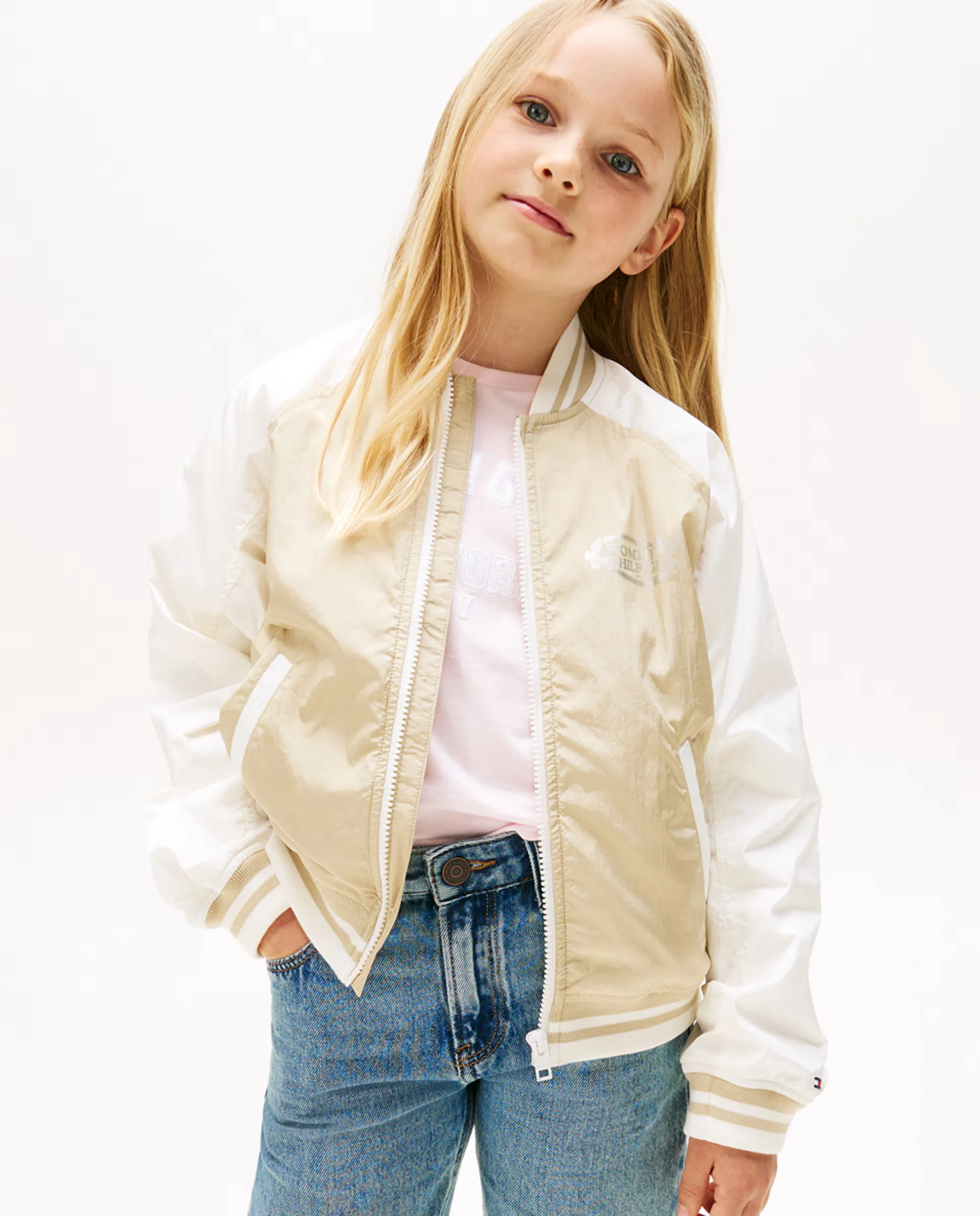 Детская куртка-бомбер реверсивная Tommy Hilfiger, коричневый
Детская куртка-бомбер реверсивная Tommy Hilfiger, коричневый