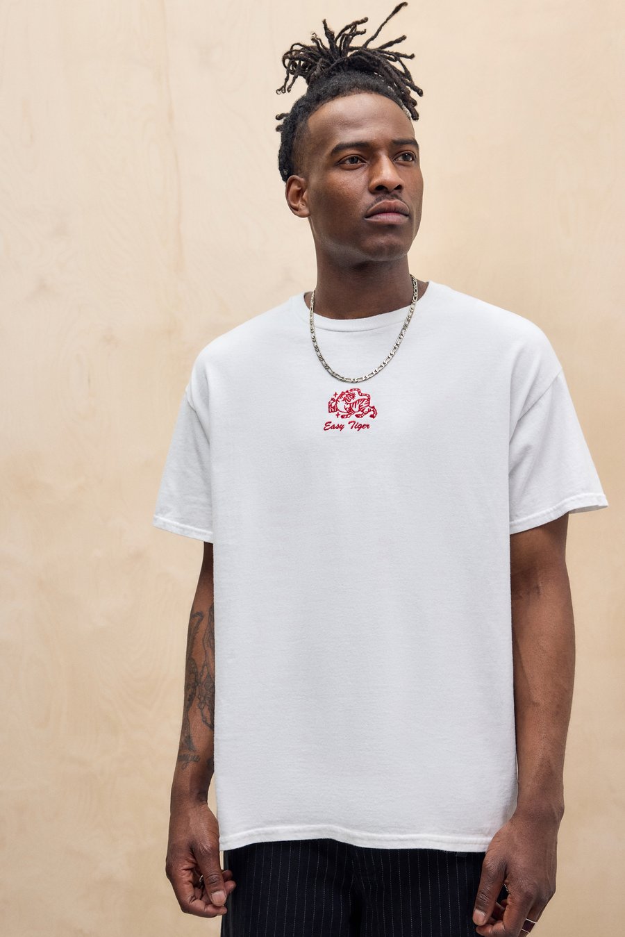 Футболка BDG Urban Outfitters EASY TIGER TEE, Ecru/Off-White, Белый, Футболка BDG Urban Outfitters EASY TIGER TEE, Ecru/Off-White
Футболка BDG Urban Outfitters EASY TIGER TEE, Ecru/Off-White, Белый, Футболка BDG Urban Outfitters EASY TIGER TEE, Ecru/Off-White