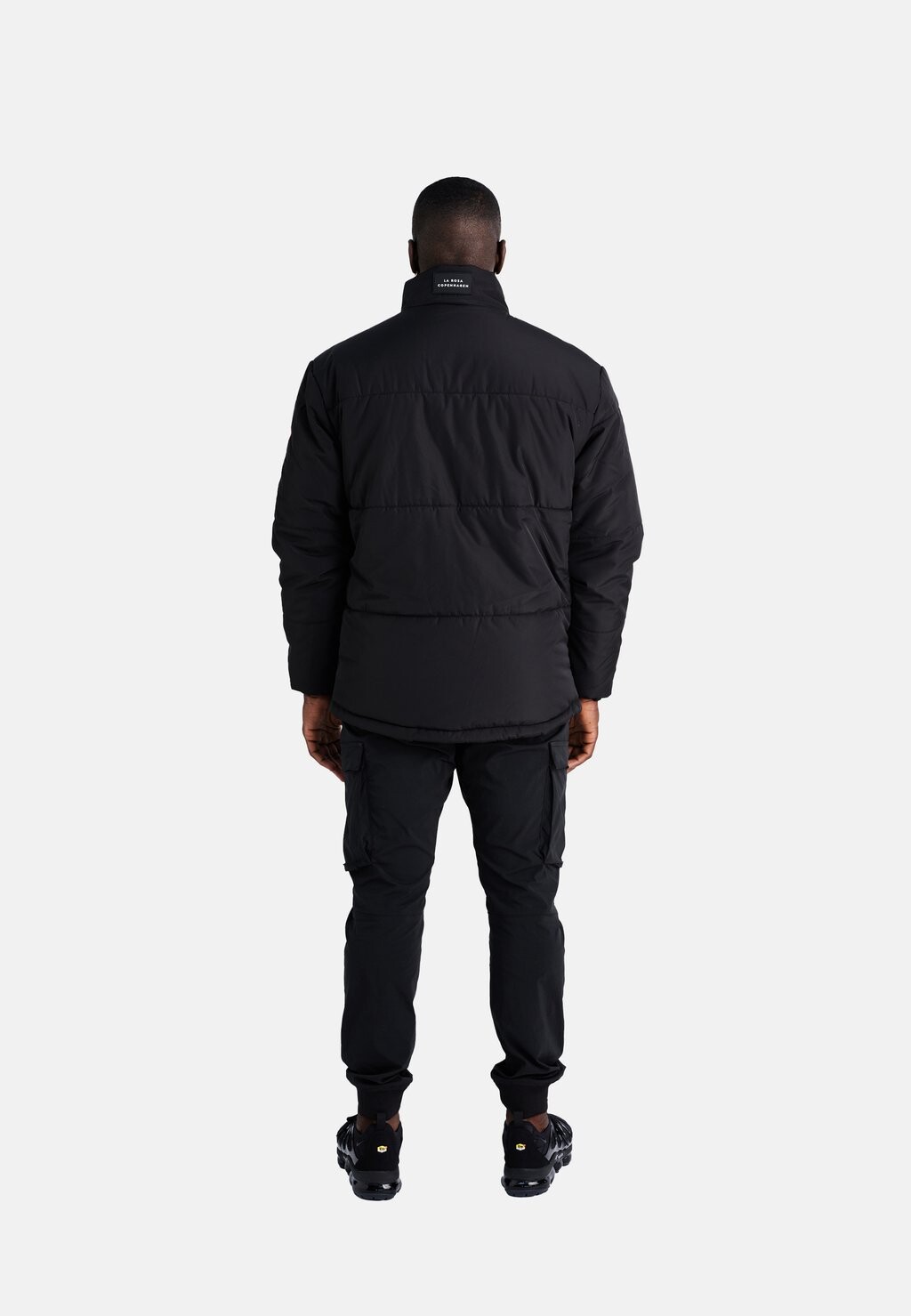 Зимняя куртка TRIPLE ROSE PUFFER LA ROSA, черный
Зимняя куртка TRIPLE ROSE PUFFER LA ROSA, черный