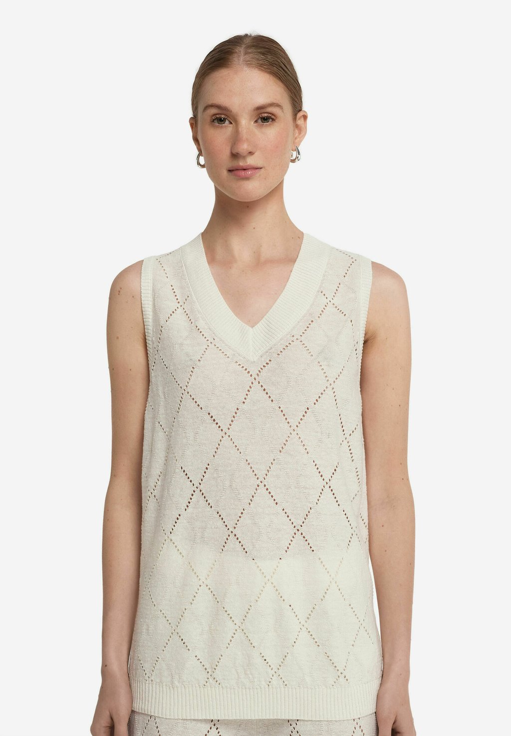 Топ Falconeri, цвет Natürlich Natural
Топ Falconeri, цвет Natürlich Natural