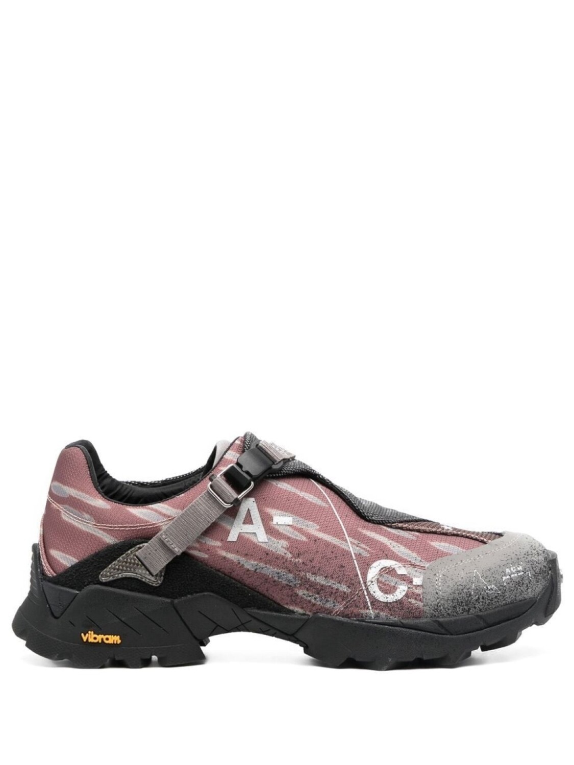 A-COLD-WALL* кроссовки Minaa из коллаборации с ROA, черный
A-COLD-WALL* кроссовки Minaa из коллаборации с ROA, черный