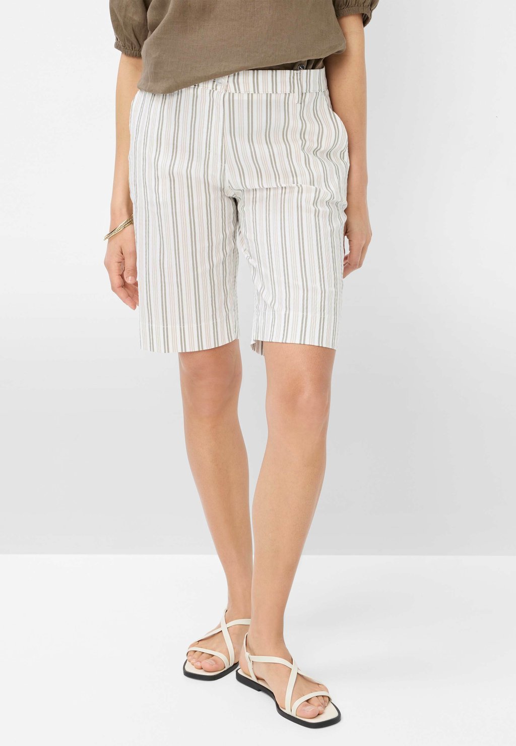 Шорты STYLE MIA BRAX, оливковый
Шорты STYLE MIA BRAX, оливковый