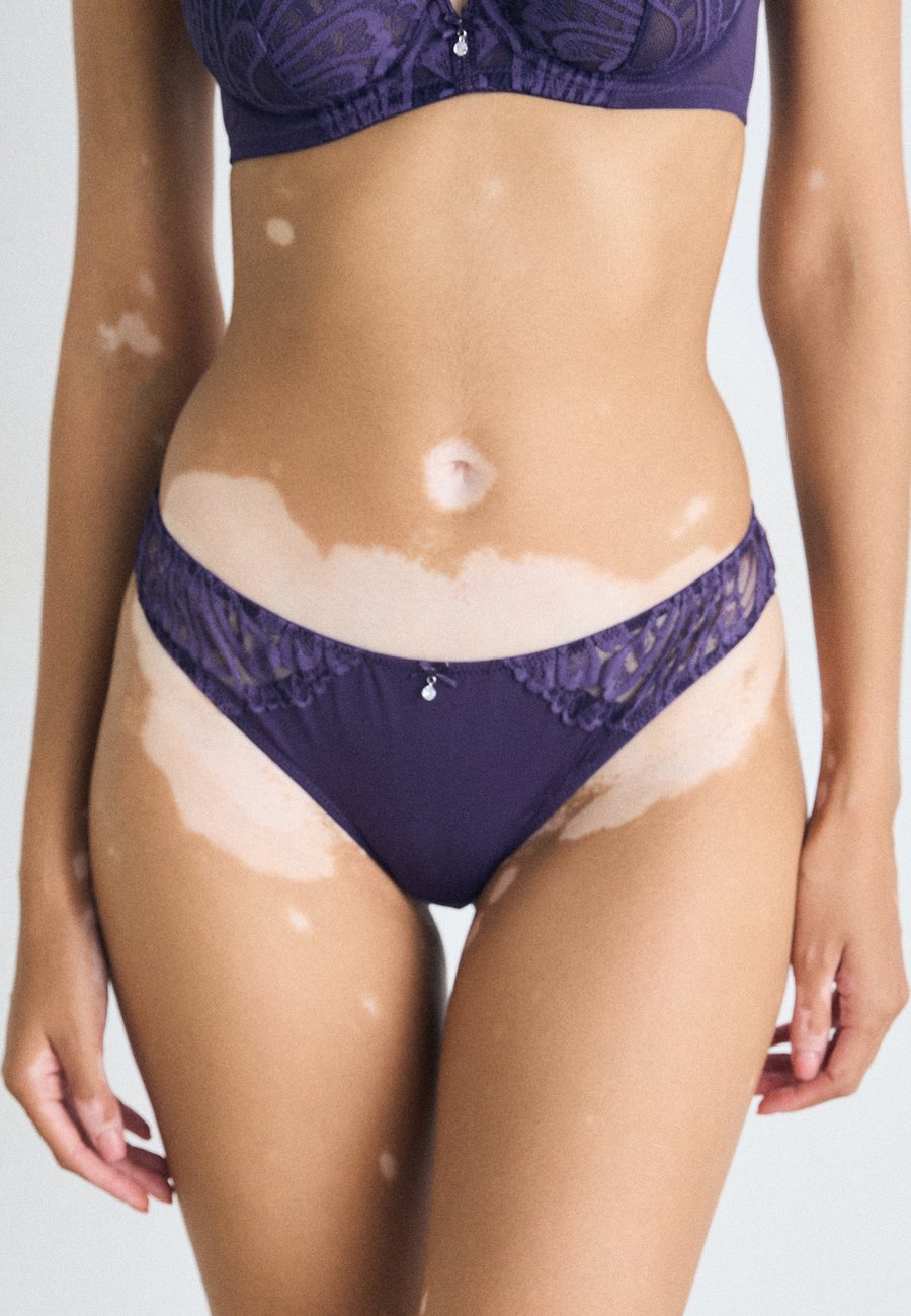 Брифы LASCANA TANGA, Plum/Dark Purple
Брифы LASCANA TANGA, Plum/Dark Purple
