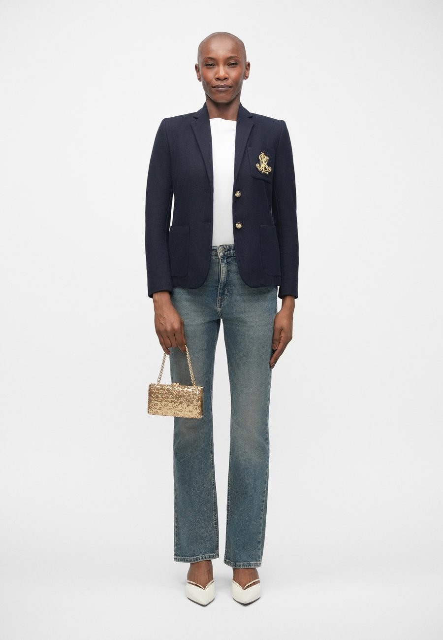 Сумка Lauren Ralph Lauren FRANKI, Antique Gold-Coloured/Gold-Coloured
Сумка Lauren Ralph Lauren FRANKI, Antique Gold-Coloured/Gold-Coloured