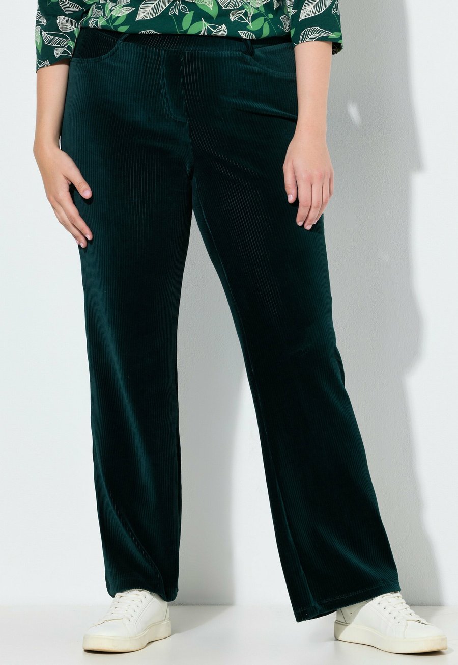 Брюки Ulla Popken MARY ELASTIKBUND, Emerald Green/Green
Брюки Ulla Popken MARY ELASTIKBUND, Emerald Green/Green