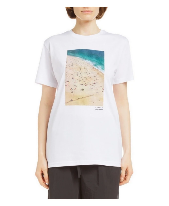 Футболка с принтом P.A.R.O.S.H., белый
Футболка с принтом P.A.R.O.S.H., белый