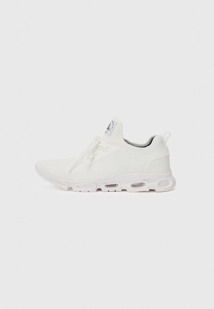 Кроссовки Pier One Trainers, White
Кроссовки Pier One Trainers, White