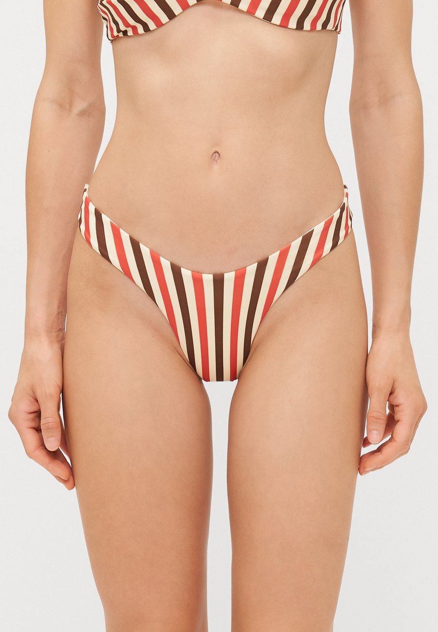 Низ бикини Haight LEILA BOTTOM, White/Red/Brown/Multi-Coloured
Низ бикини Haight LEILA BOTTOM, White/Red/Brown/Multi-Coloured