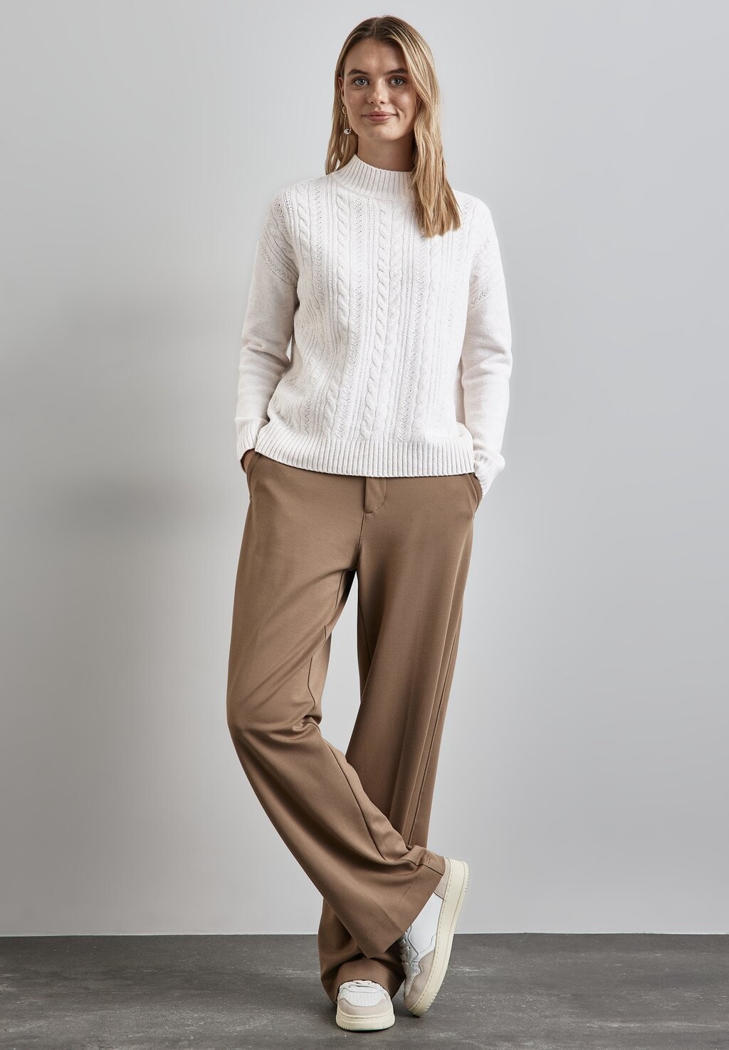 Джемпер MIT MUSTER Street One, белый
Джемпер MIT MUSTER Street One, белый