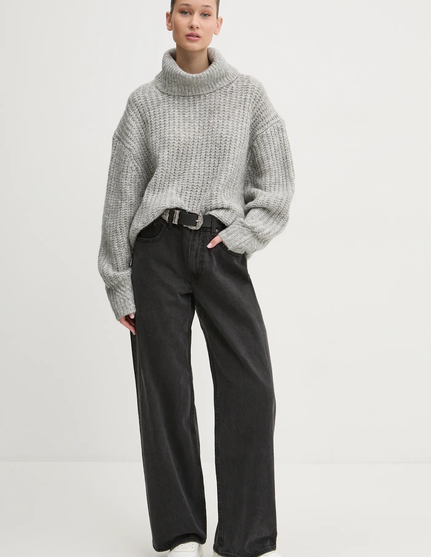 Джинсы Abercrombie & Fitch, черный
Джинсы Abercrombie & Fitch, черный