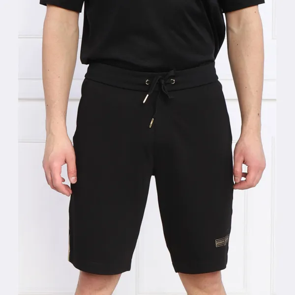 Шорты стандартного кроя Armani Exchange, черный
Шорты стандартного кроя Armani Exchange, черный