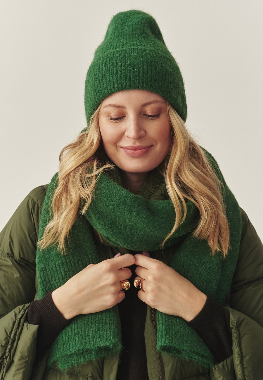 Шапка TATUUM CAP, Green
Шапка TATUUM CAP, Green