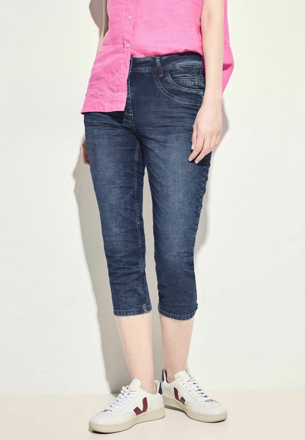 Джинсовые шорты 3/4 Casual Fit Cecil, синий 
Джинсовые шорты 3/4 Casual Fit Cecil, синий