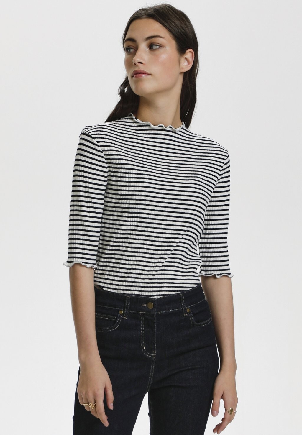 Блузка Karen by Simonsen
Блузка Karen by Simonsen