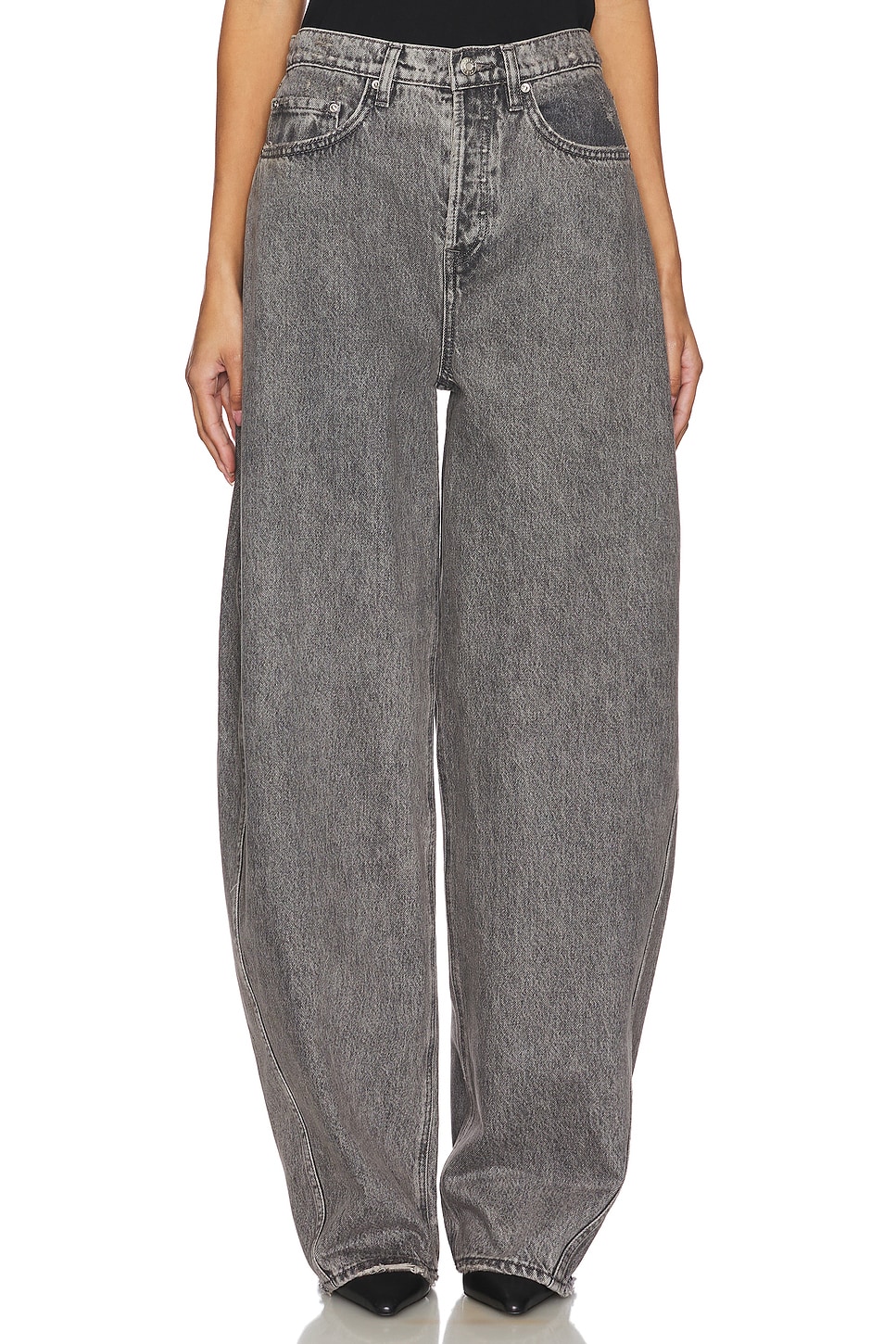 Джинсы-Бочки x emily gemma paola Grlfrnd, цвет telluride 
Джинсы-Бочки x emily gemma paola Grlfrnd, цвет telluride