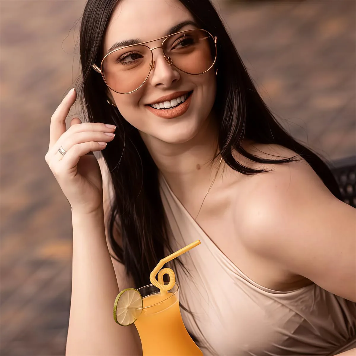 Ретро золотые солнцезащитные очки-авиаторы для женщин и мужчин, 2025 год, металлические, увеличенного размера, в стиле 70-х GUVIVI, 1pack Gold Frame - Orange Lens
Ретро золотые солнцезащитные очки-авиаторы для женщин и мужчин, 2025 год, металлические, увеличенного размера, в стиле 70-х GUVIVI, 1pack Gold Frame - Orange Lens