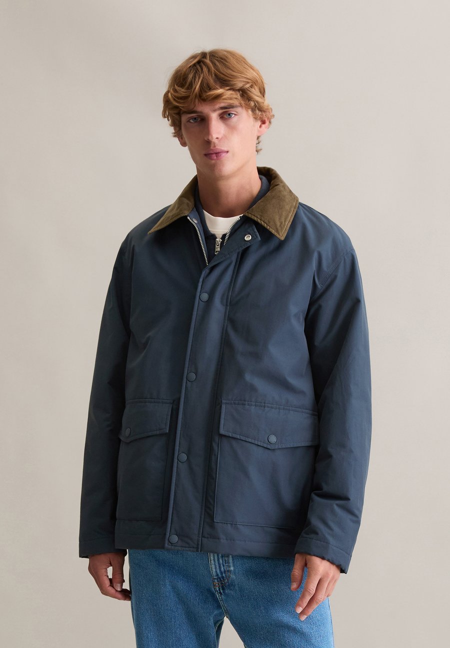 Куртка Marc O'Polo DENIM Light jacket, Navy Teal/Dark Blue
Куртка Marc O'Polo DENIM Light jacket, Navy Teal/Dark Blue