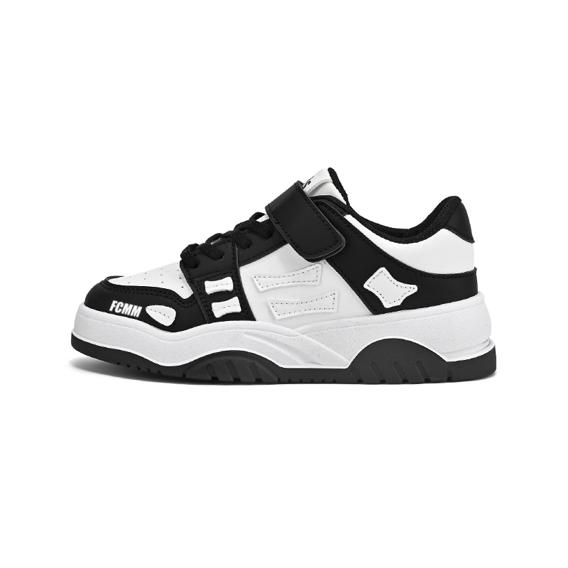 Прочные дышащие низкие повседневные кроссовки для детей FCMM, белый/черный
Прочные дышащие низкие повседневные кроссовки для детей FCMM, белый/черный