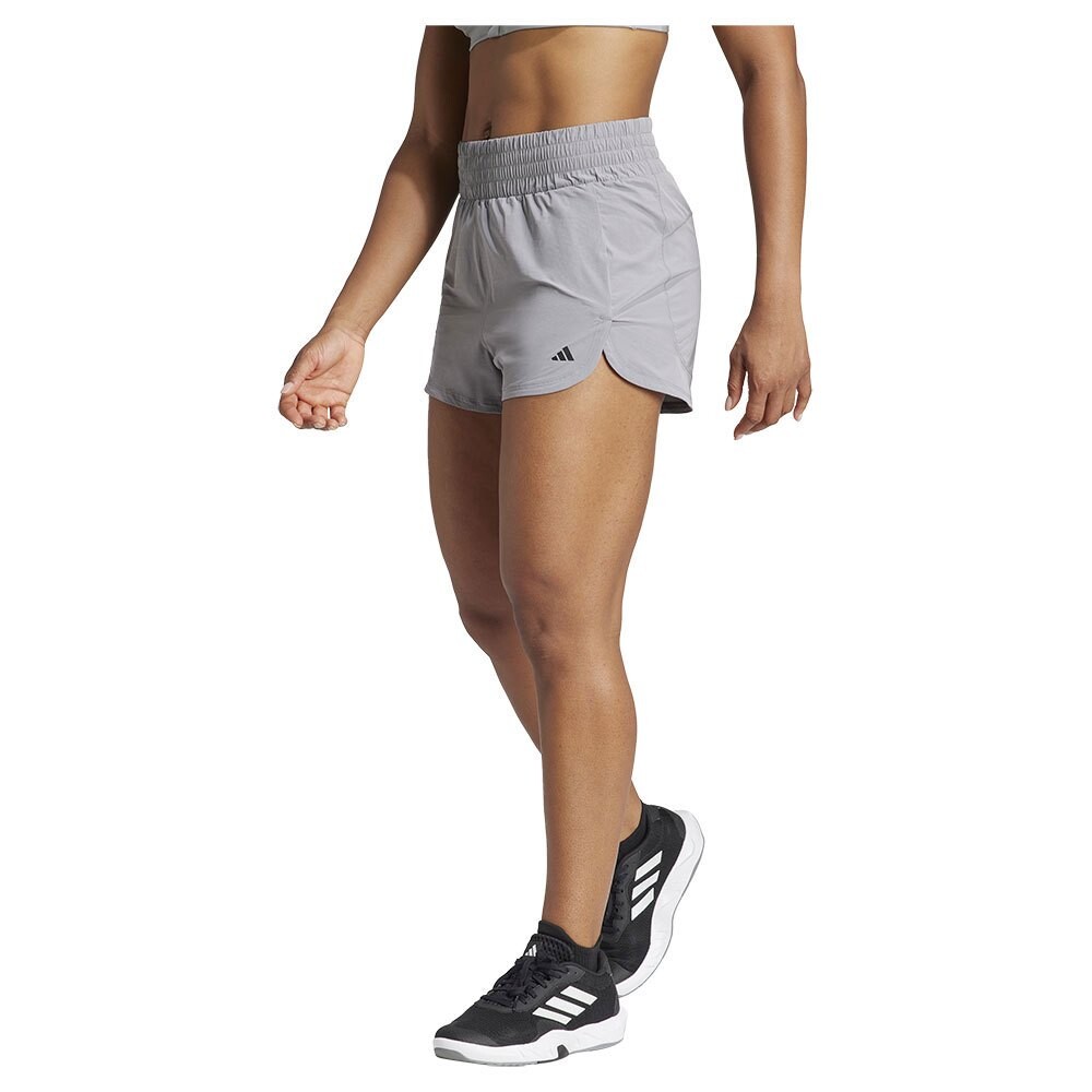 Шорты adidas Pacer Lux, серый
Шорты adidas Pacer Lux, серый