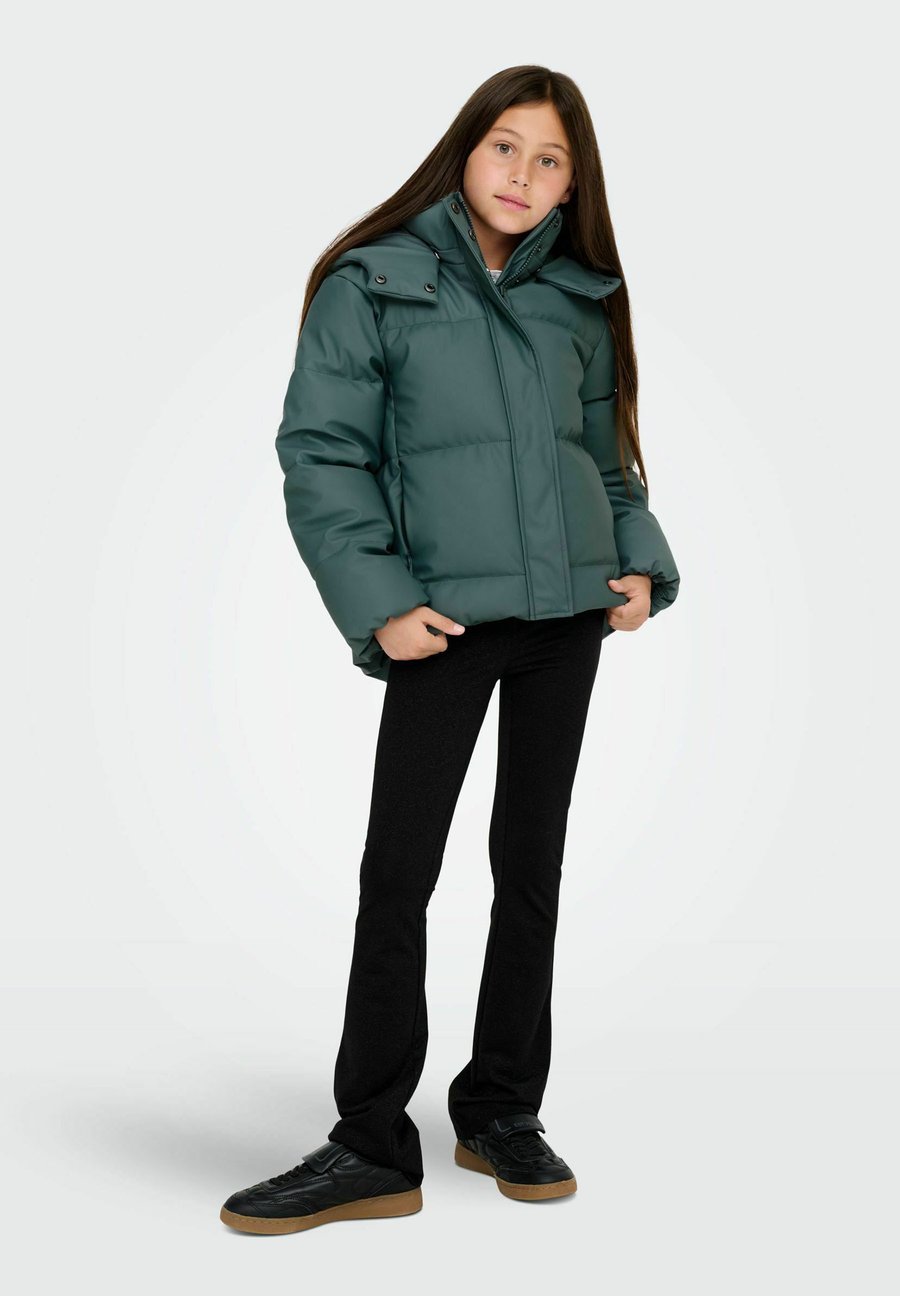 Зимняя куртка ONLY GIRLS Winter jacket, Balsam Green/Khaki
Зимняя куртка ONLY GIRLS Winter jacket, Balsam Green/Khaki