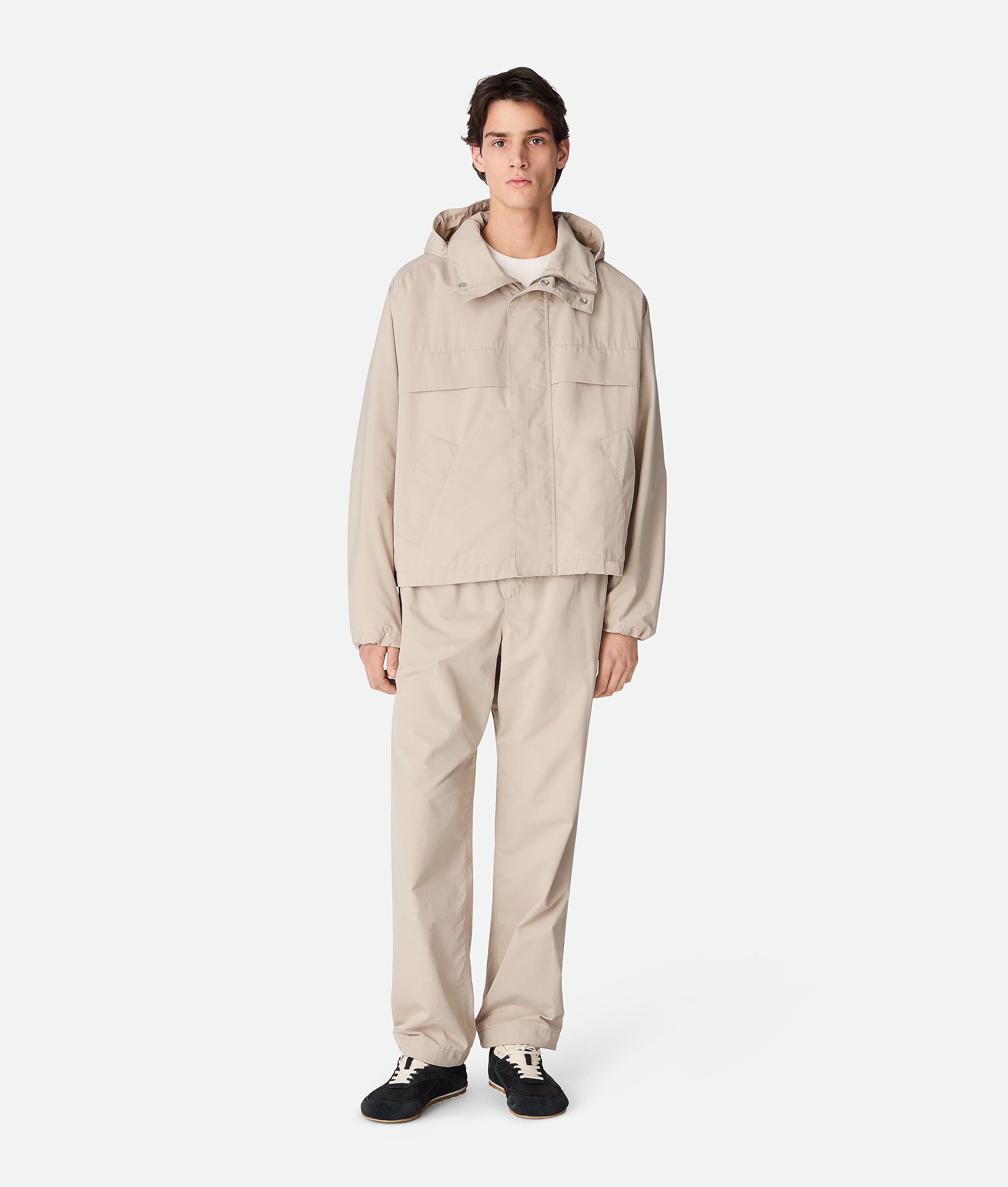 Tech nylon blouson BOTTEGA VENETA, серая замазка
Tech nylon blouson BOTTEGA VENETA, серая замазка