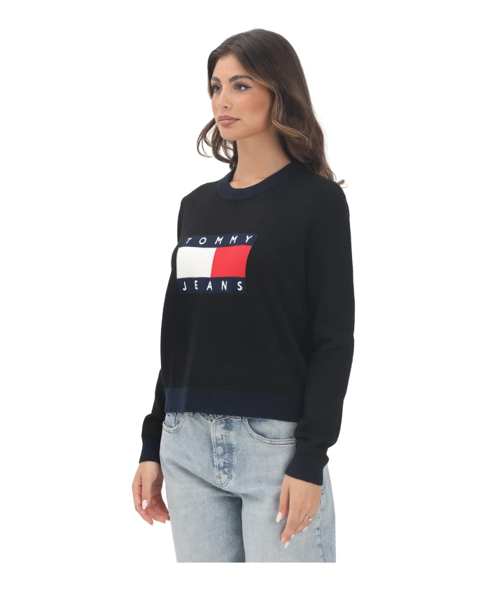 Черный свитер с круглым вырезом, повседневный стиль. Tommy Jeans, черный
Черный свитер с круглым вырезом, повседневный стиль. Tommy Jeans, черный