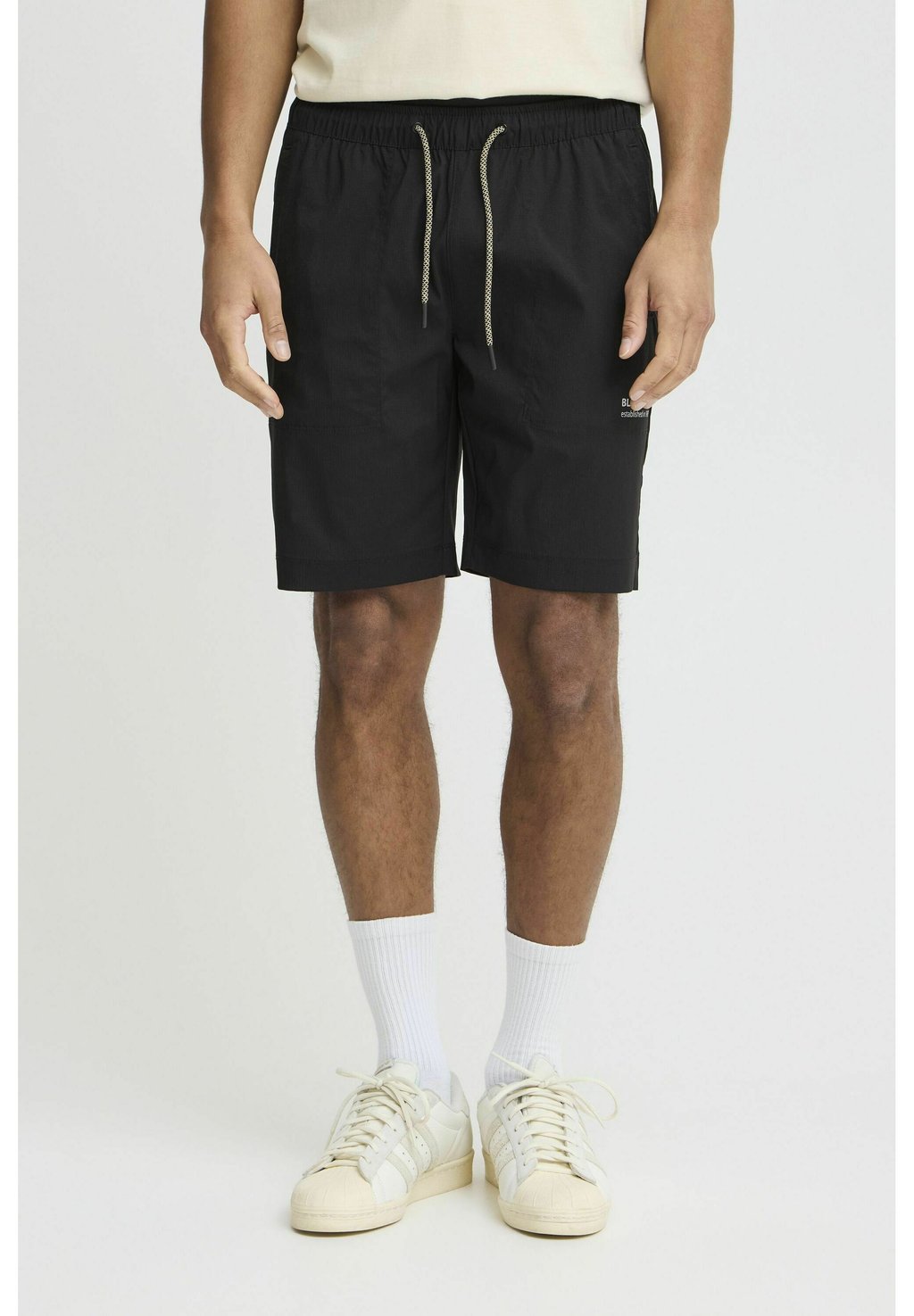 Шорты BHEDGAR Blend, черный
Шорты BHEDGAR Blend, черный